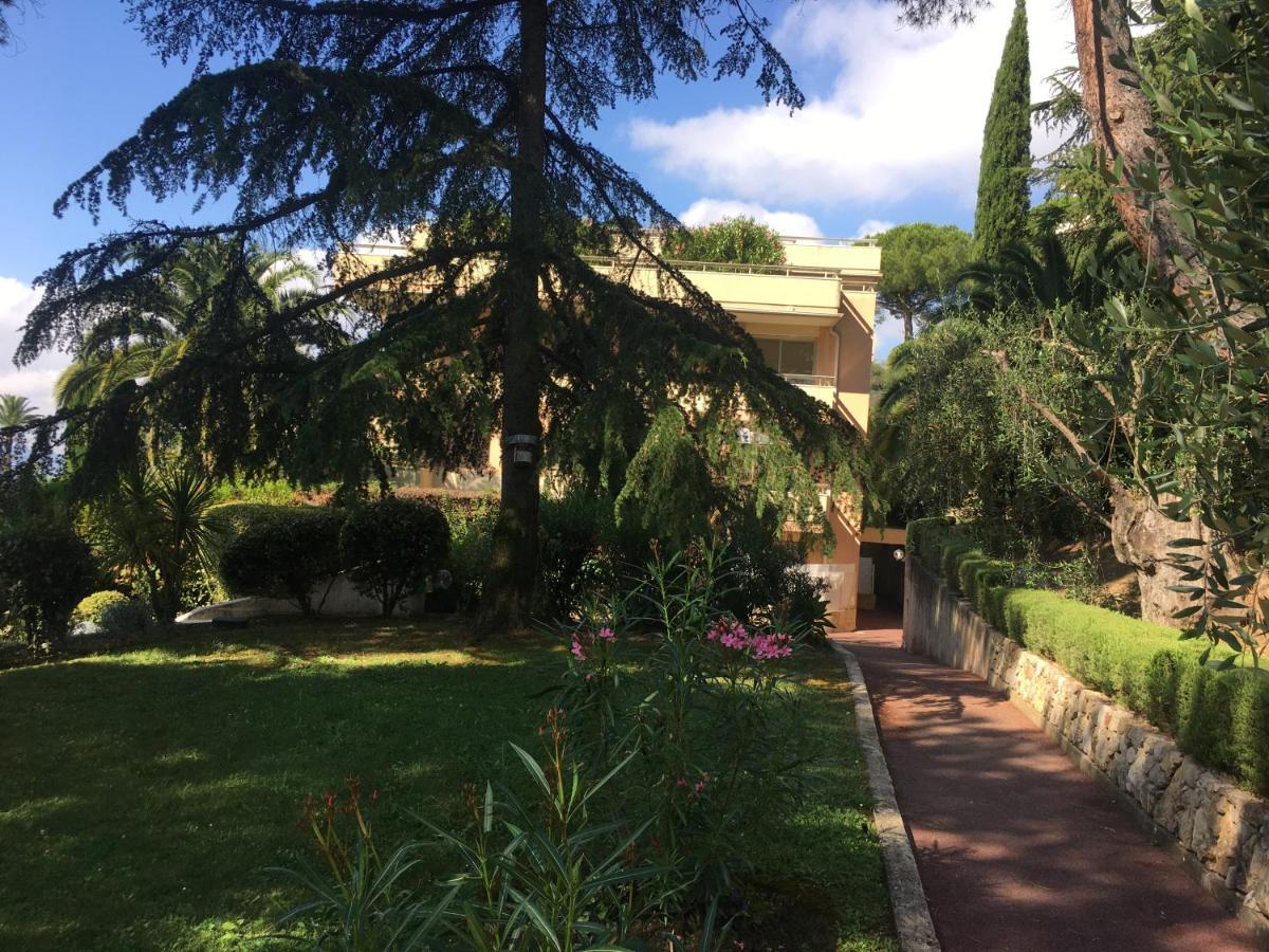 Clim Jardin Et Parking Prive -Piscine Tennis Et Park Vue Mer جراس المظهر الخارجي الصورة